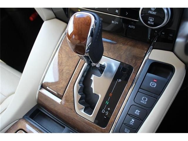 TOYOTA ALPHARD HYBRID 4WD 2015 Image 31