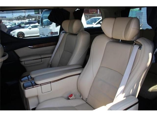 TOYOTA ALPHARD HYBRID 4WD 2015 Image 31