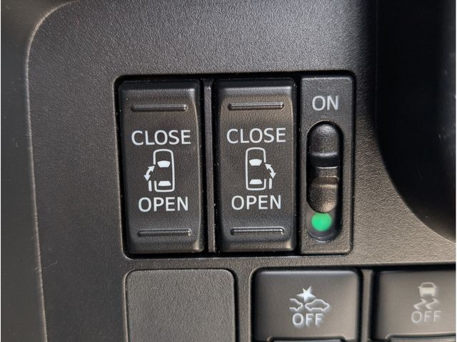 TOYOTA TANK 2017 Image 31