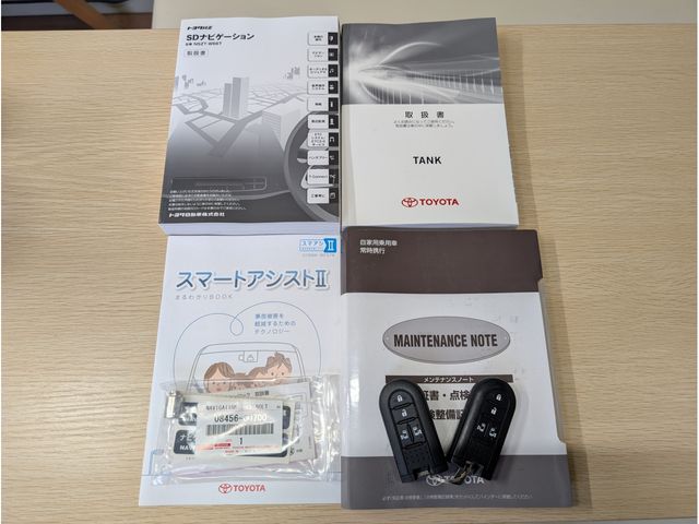 TOYOTA TANK 2017 Image 31