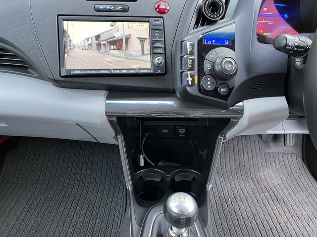 HONDA CR-Z 2010 Image 31