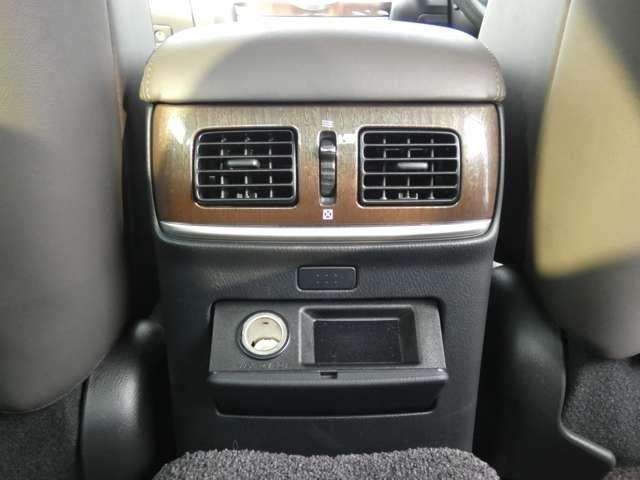 NISSAN CIMA HYBRID 2017 Image 31