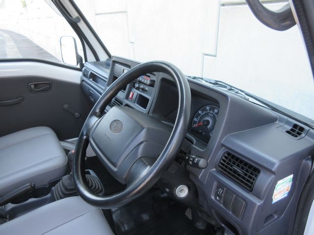 SUBARU SAMBAR TRUCK 4WD 2010 Image 31