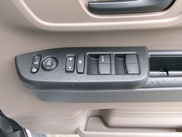 HONDA N BOX JOY 2025 Image 31