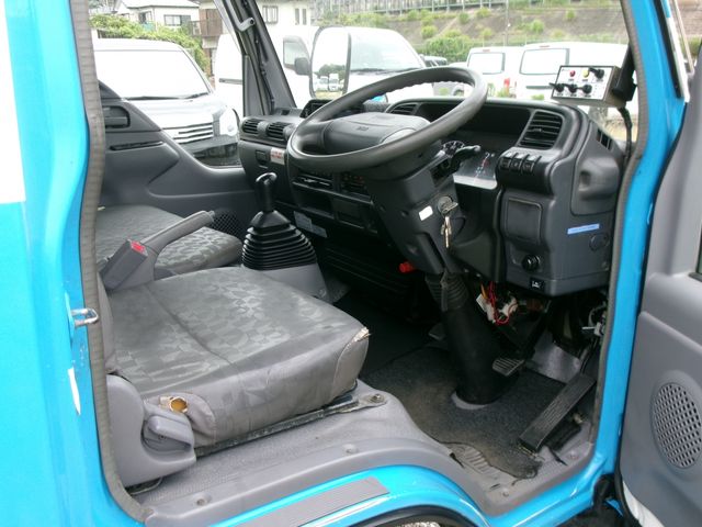 NISSAN ATLAS 2006 Image 31