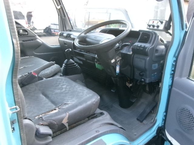 ISUZU ELF 2007 Image 31