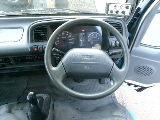 ISUZU ELF 2007 Image 31
