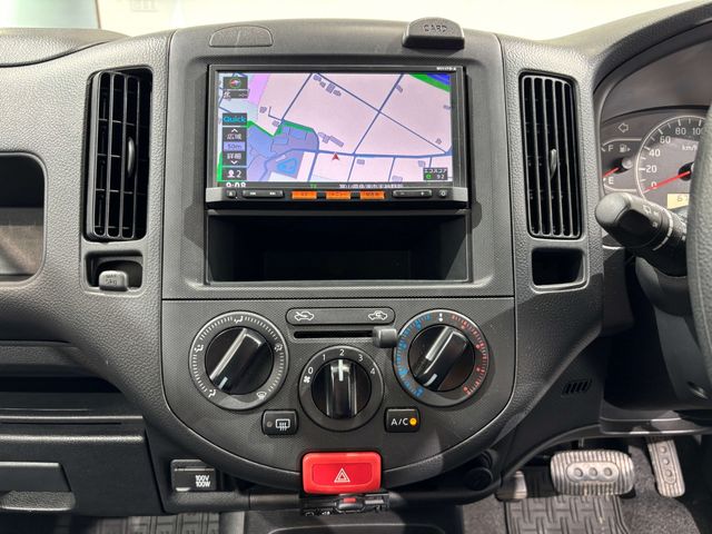 NISSAN NV150 AD 4WD 2018 Image 31