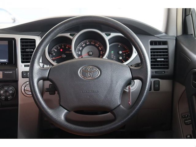 TOYOTA HILUXSURF WAGON 4WD 2006 Image 31