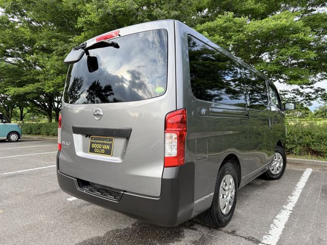 NISSAN NV350 CARAVAN 4WD 2019 Image 31
