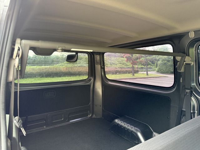 NISSAN NV350 CARAVAN 4WD 2019 Image 31