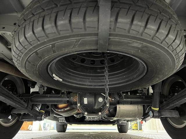 NISSAN CARAVAN VAN 2WD 2023 Image 31