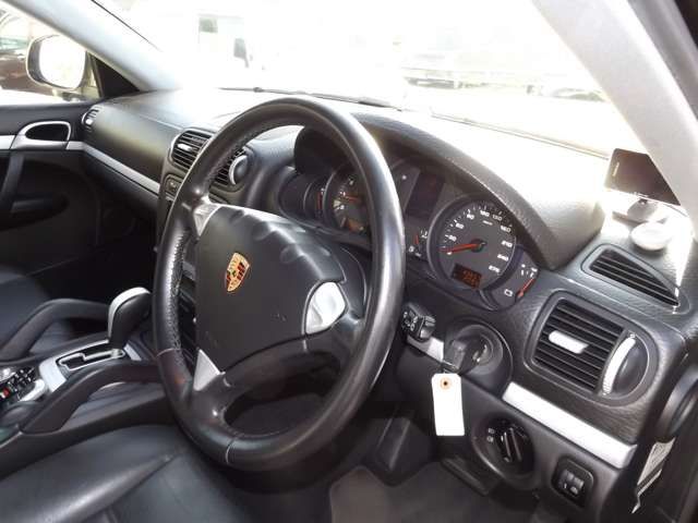 PORSCHE CAYENNE 2005 Image 31