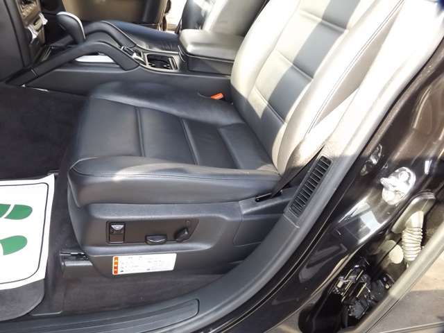 PORSCHE CAYENNE 2005 Image 31