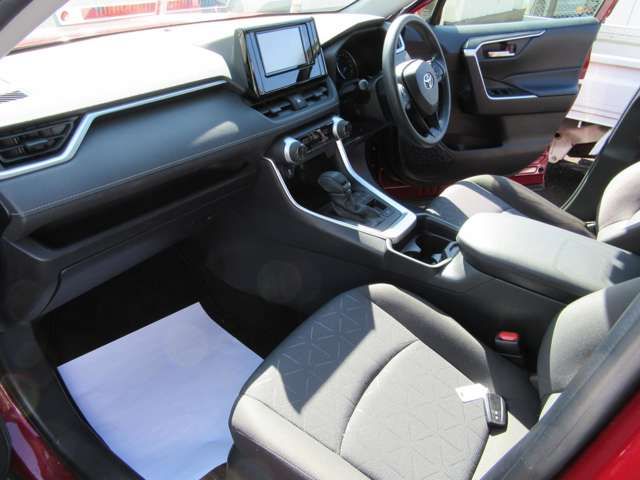 TOYOTA RAV4 HYBRID 2WD 2020 Image 31