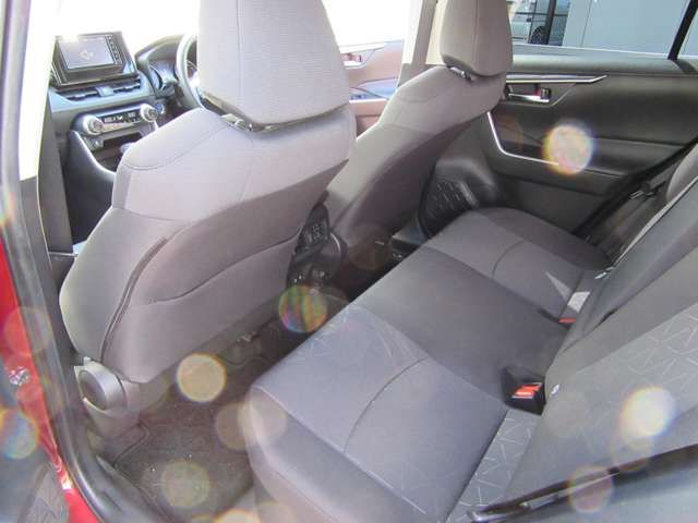 TOYOTA RAV4 HYBRID 2WD 2020 Image 31