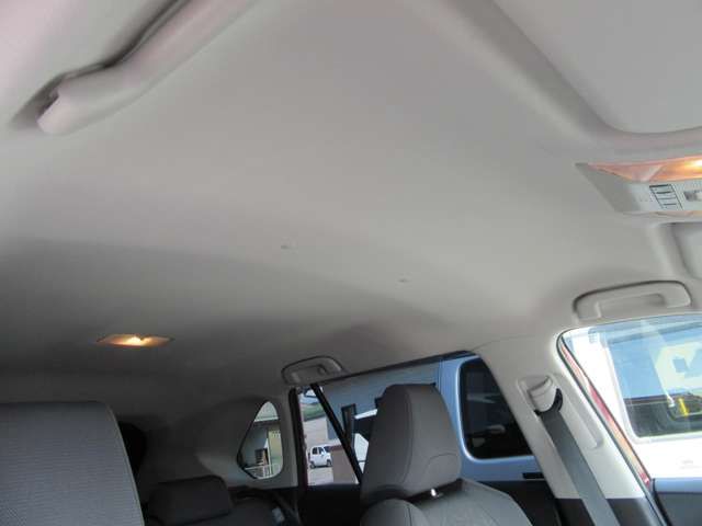 TOYOTA RAV4 HYBRID 2WD 2020 Image 31