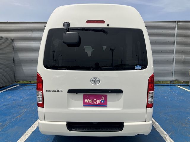 TOYOTA REGIUSACE VAN 4WD 2019 Image 31