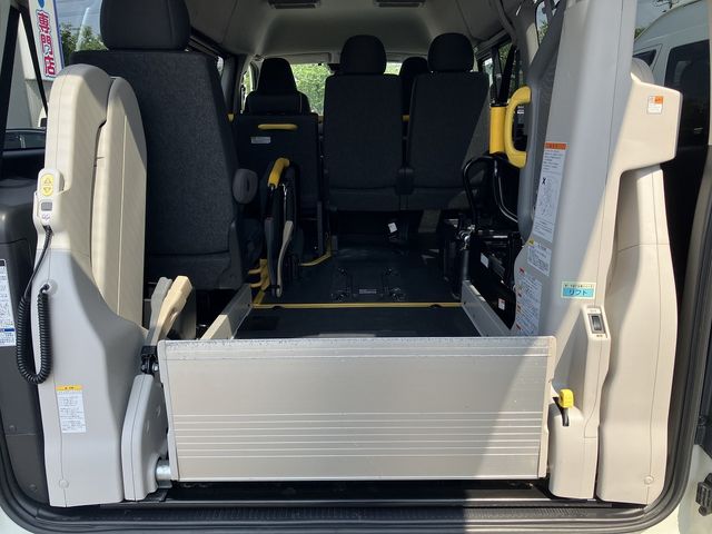 TOYOTA REGIUSACE VAN 4WD 2019 Image 31