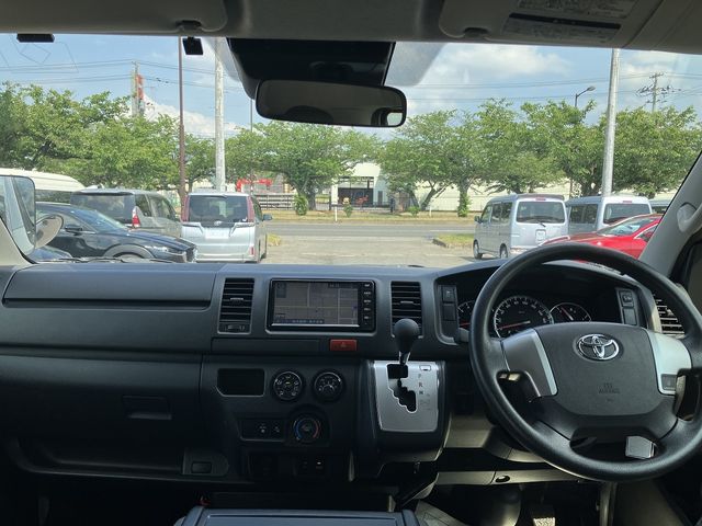 TOYOTA REGIUSACE VAN 4WD 2019 Image 31