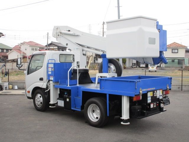 HINO DUTRO 2016 Image 31