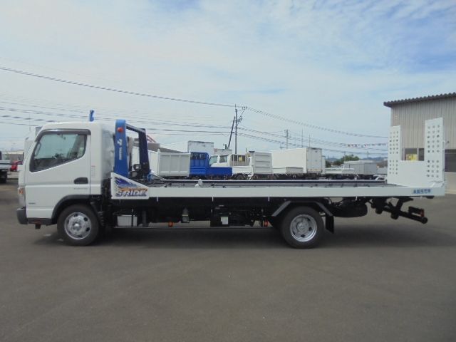 MITSUBISHI CANTER 2019 Image 31