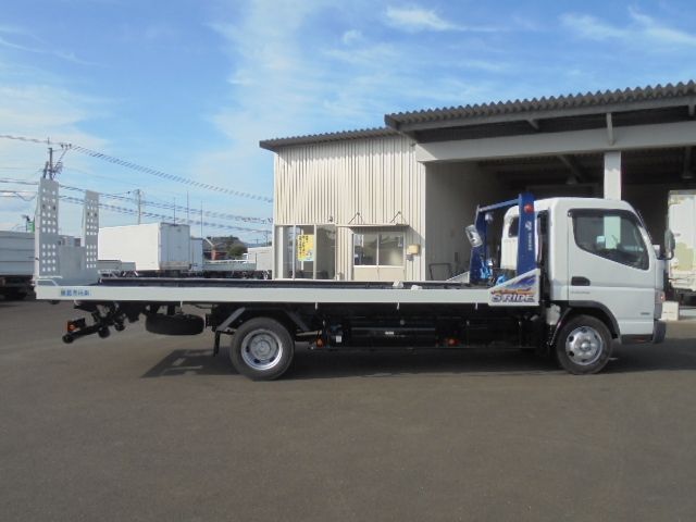 MITSUBISHI CANTER 2019 Image 31