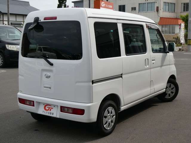 DAIHATSU HIJET CARGO 4WD 2013 Image 31