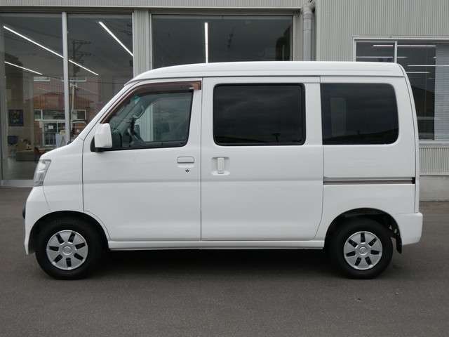 DAIHATSU HIJET CARGO 4WD 2013 Image 31
