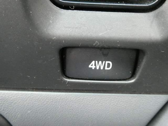 DAIHATSU HIJET CARGO 4WD 2013 Image 31