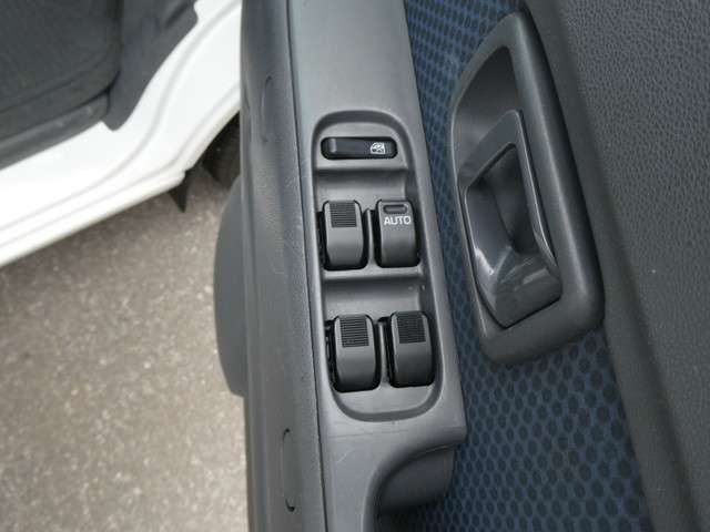 DAIHATSU HIJET CARGO 4WD 2013 Image 31