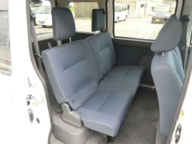 DAIHATSU HIJET CARGO 4WD 2013 Image 31