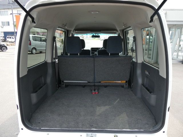 DAIHATSU HIJET CARGO 4WD 2013 Image 31