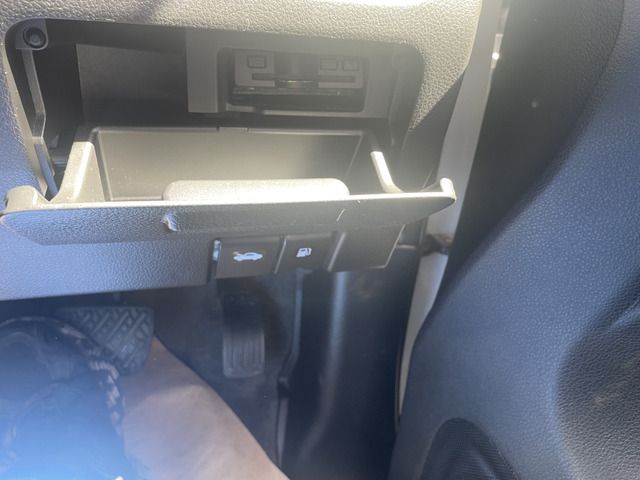 NISSAN SERENA  S-HYBRID 2016 Image 31