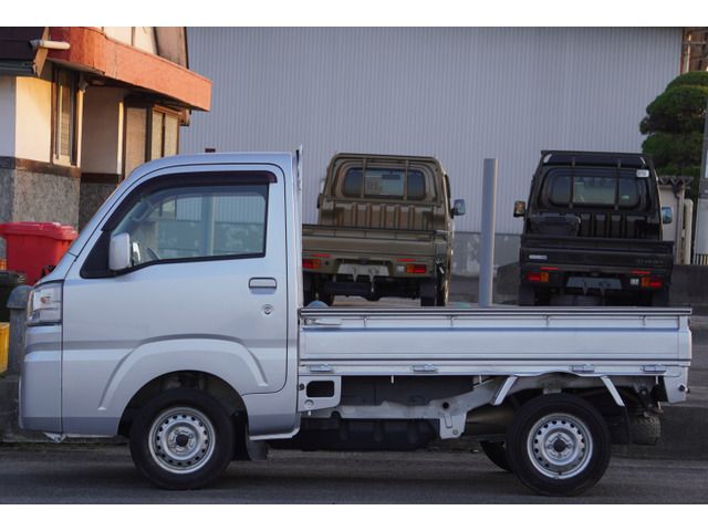 DAIHATSU HIJET TRUCK 4WD 2016 Image 31