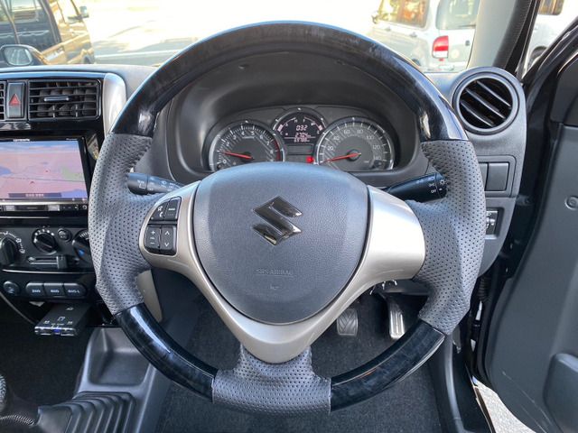 SUZUKI JIMNY 4WD 2015 Image 31