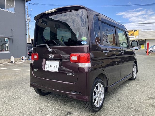 DAIHATSU TANTO 2012 Image 31