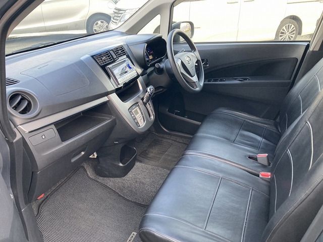 DAIHATSU MOVE CUSTOM 2013 Image 31