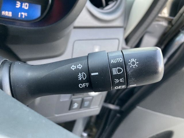 DAIHATSU MOVE CUSTOM 2013 Image 31