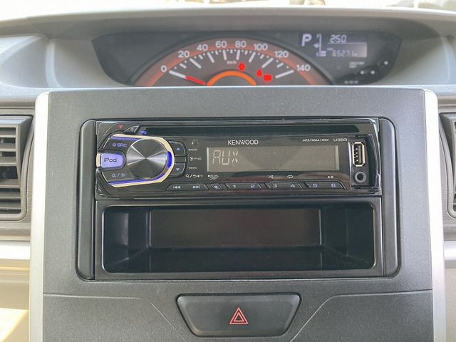 DAIHATSU TANTO 2015 Image 31