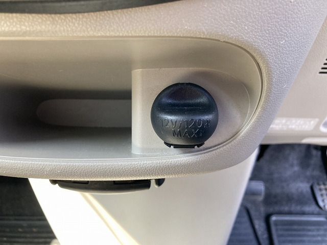 DAIHATSU TANTO 2015 Image 31