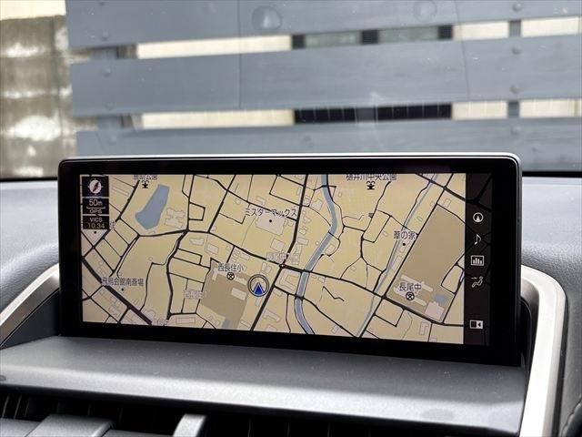 TOYOTA LEXUS NX300H 2018 Image 31