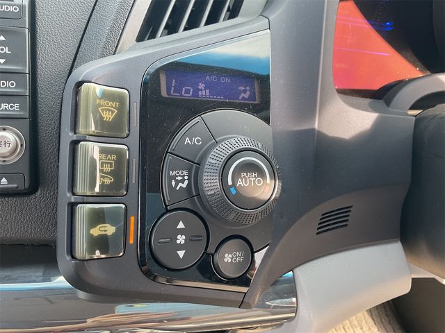 HONDA CR-Z 2010 Image 31