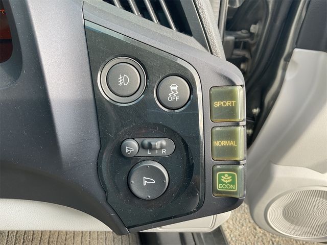 HONDA CR-Z 2010 Image 31