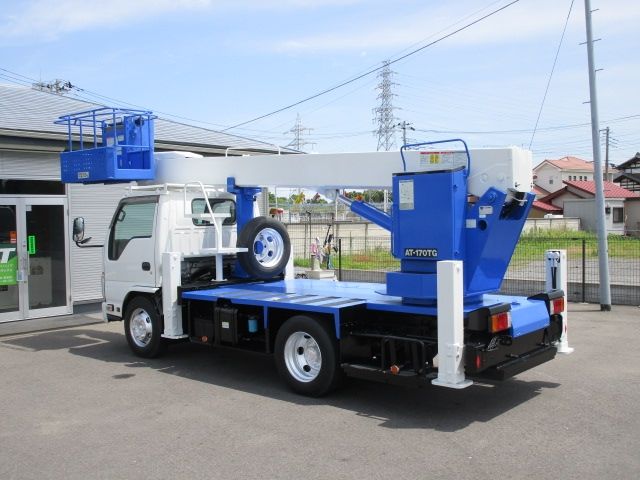 ISUZU ELF 2012 Image 31