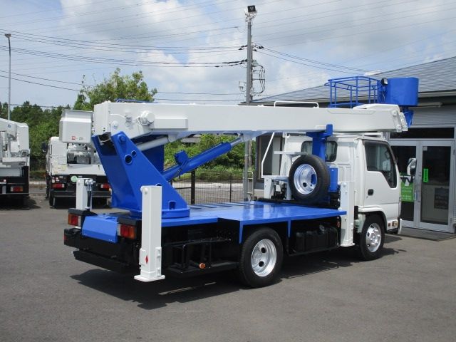 ISUZU ELF 2012 Image 31