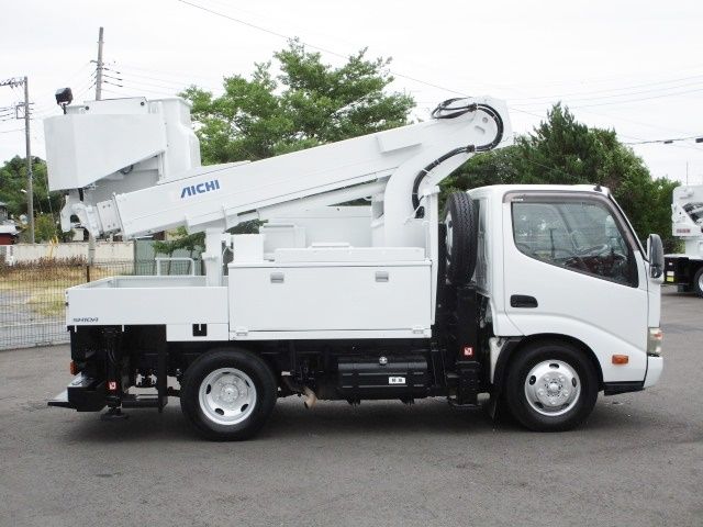 HINO DUTRO 2012 Image 31