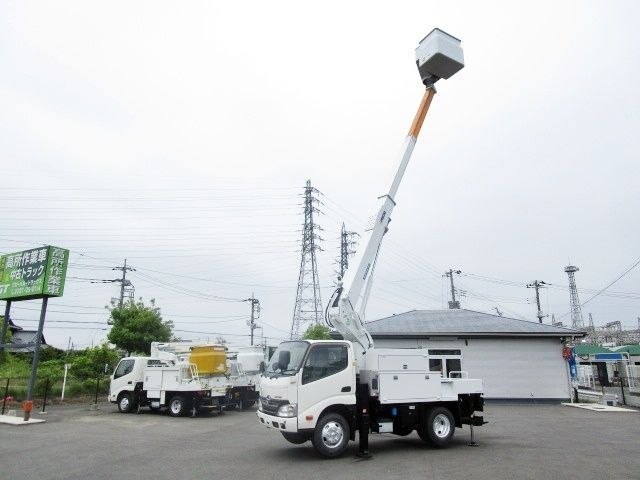 HINO DUTRO 2016 Image 31