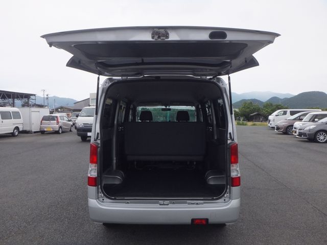 TOYOTA LITEACE VAN 4WD 2020 Image 31