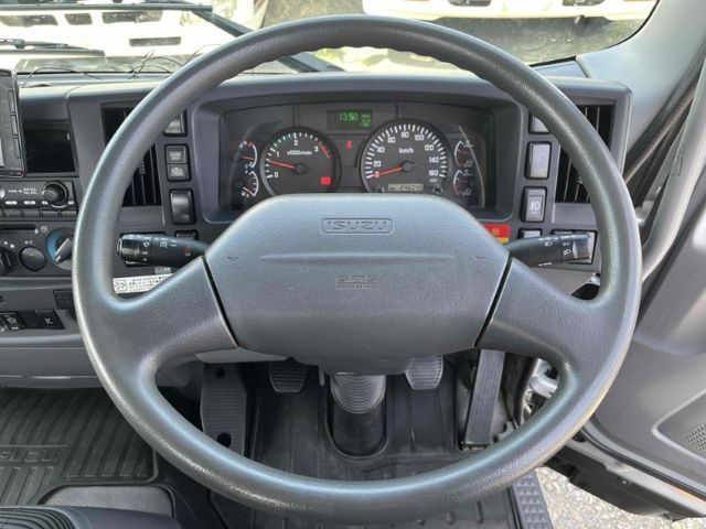 ISUZU FORWARD 2013 Image 31